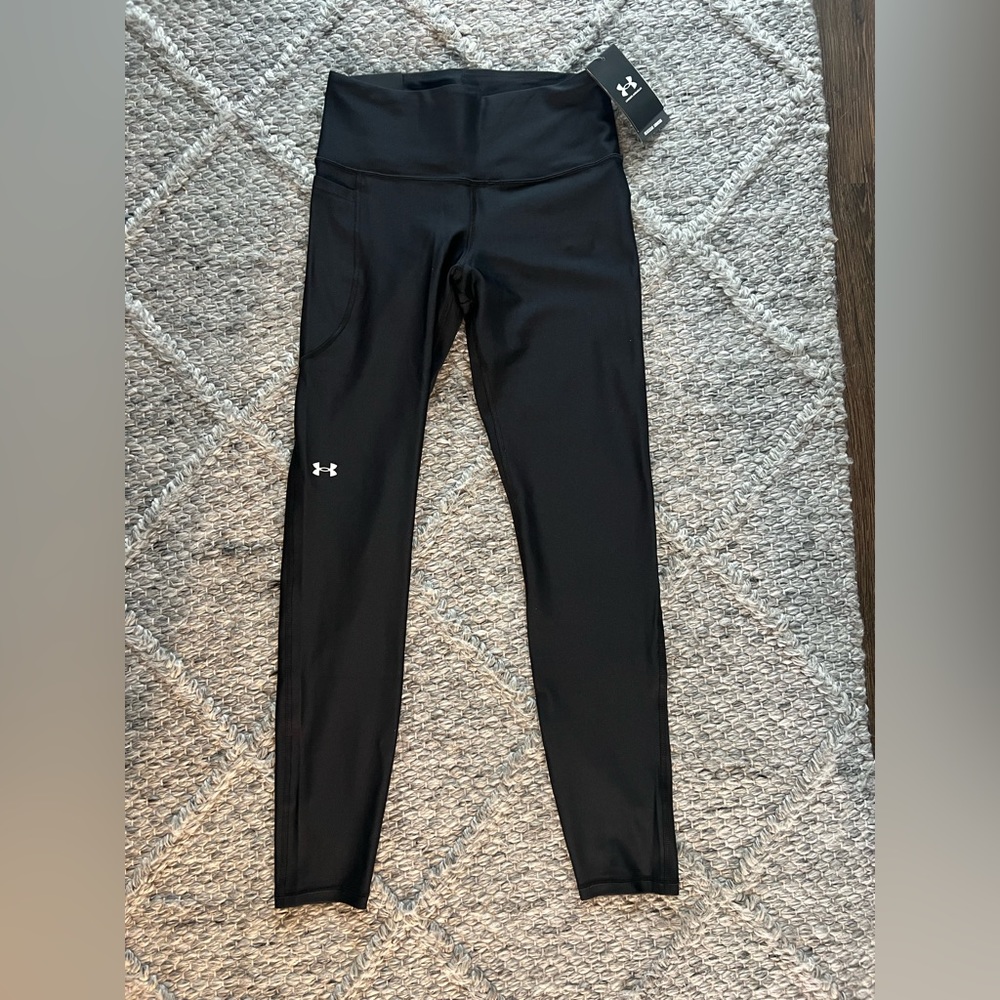 NWT Women’s Under Armour Leggings Size M